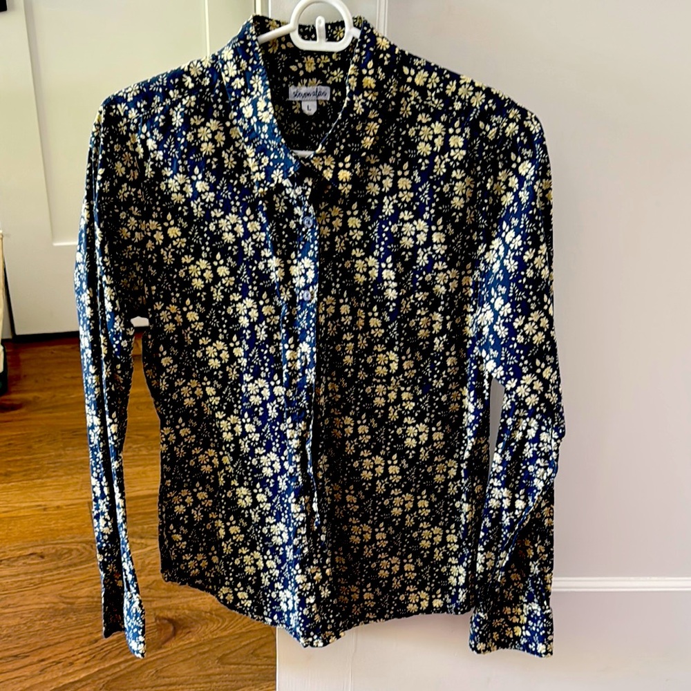 Steven Alan Women's Blue and Gold floral Casual Button Down Shirt